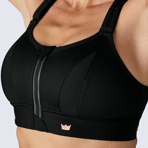 SHEFIT Ultimate Sports Bra in Black, with Mesh Wash Bag — 2Lux